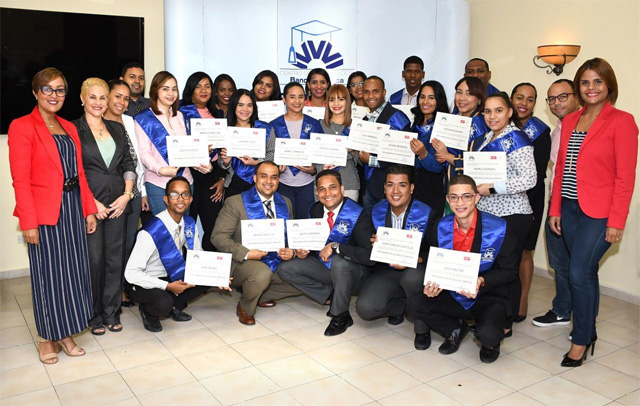 Gradua-primera-promocion